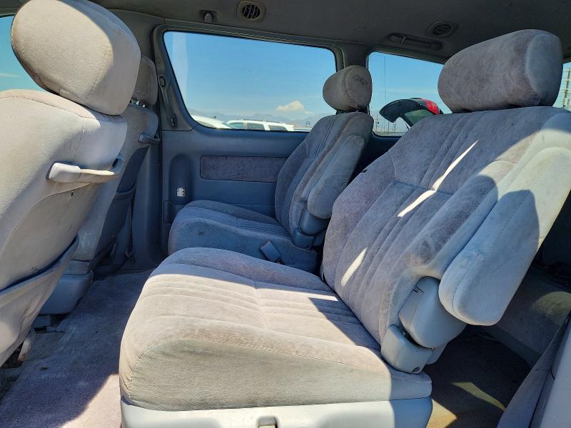Продажа на аукционе авто 1999 Toyota Sienna, vin: 4T3ZF13C1XU101815, номер лота: 66204166