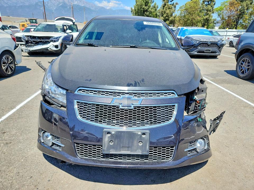 2014 Chevrolet Cruze მანქანა იყიდება აუქციონზე, vin: 1G1PC5SB4E7452090, აუქციონის ნომერი: 66609246