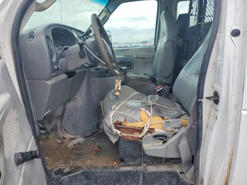 61802796 :رقم المزاد ، 1FTNE24L86DA36771 vin ، 2006 Ford Econoline مزاد بيع