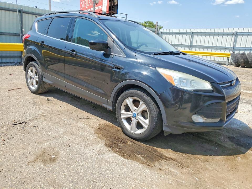2013 Ford Escape მანქანა იყიდება აუქციონზე, vin: 1FMCU0GX4DUA04177, აუქციონის ნომერი: 64848366