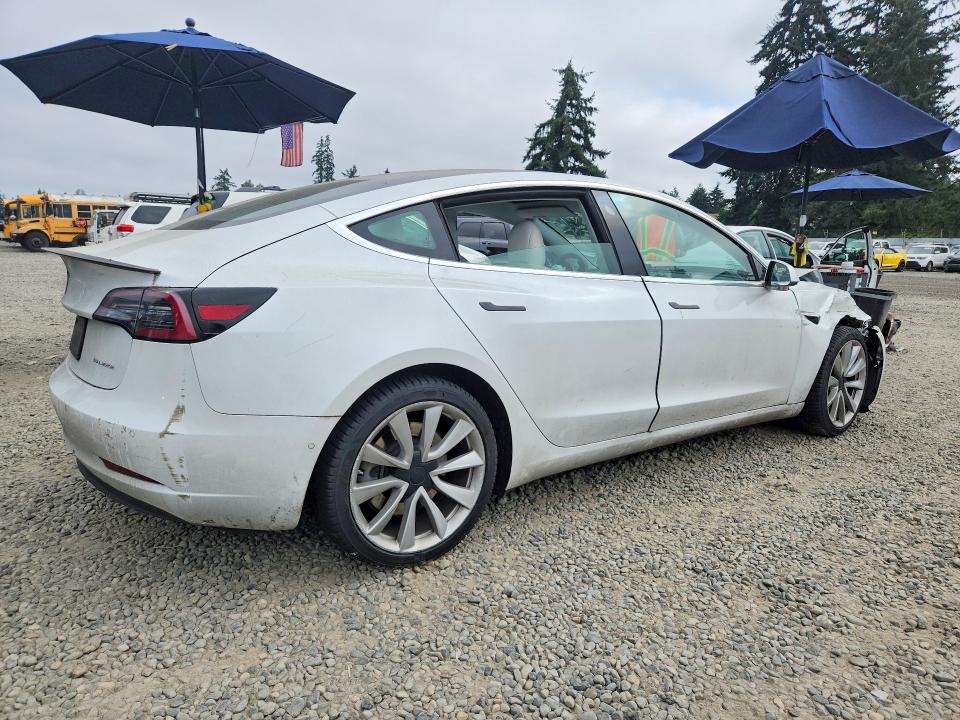 65339526 :رقم المزاد ، 5YJ3E1EB7LF742318 vin ، 2020 Tesla Model 3 مزاد بيع