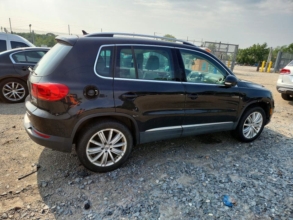 Продажа на аукционе авто 2013 Volkswagen Tiguan, vin: WVGBV7AX5DW556916, номер лота: 63421016