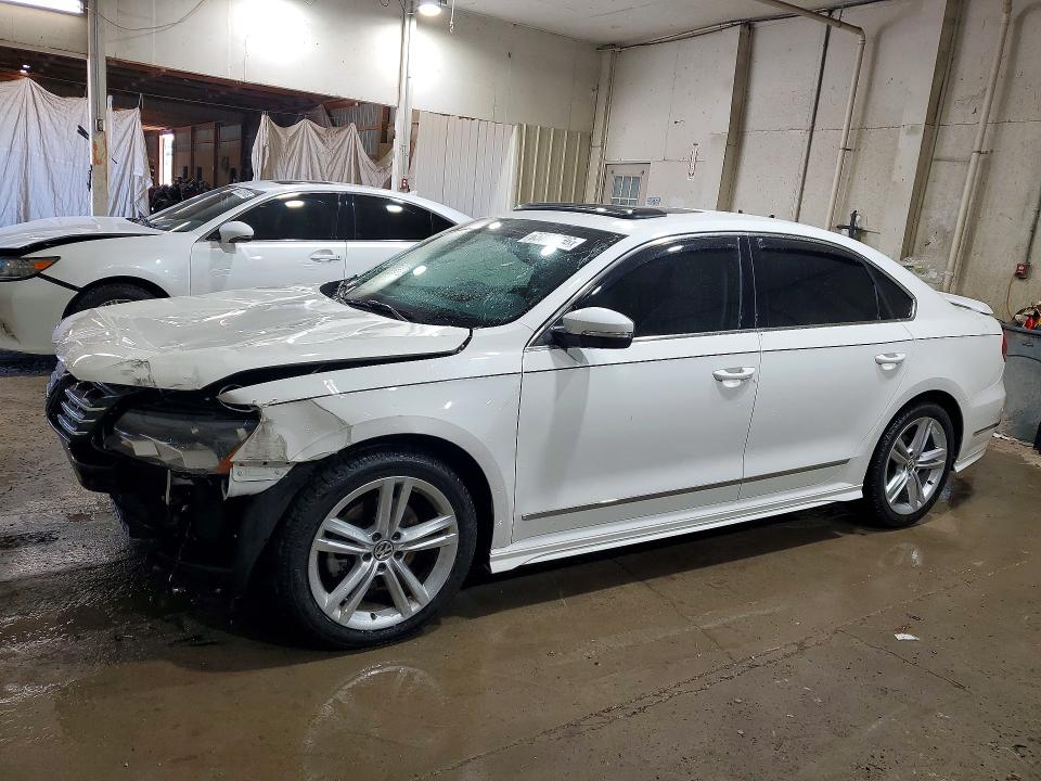 65874736 :رقم المزاد ، 1VWCV7A39FC064123 vin ، 2015 Volkswagen Passat مزاد بيع