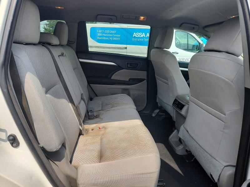 Продажа на аукционе авто 2016 Toyota Highlander, vin: 5TDZARFH3GS018070, номер лота: 65165486