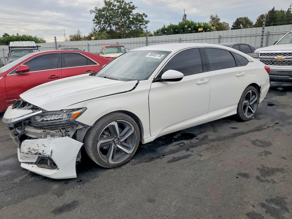 68279826 :رقم المزاد ، 1HGCV1F14MA124990 vin ، 2021 Honda Accord مزاد بيع