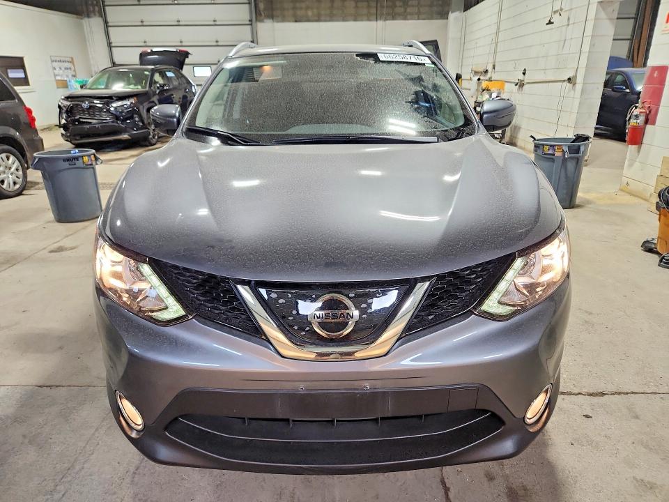2018 Nissan Rogue Sport მანქანა იყიდება აუქციონზე, vin: JN1BJ1CR7JW281303, აუქციონის ნომერი: 66258716