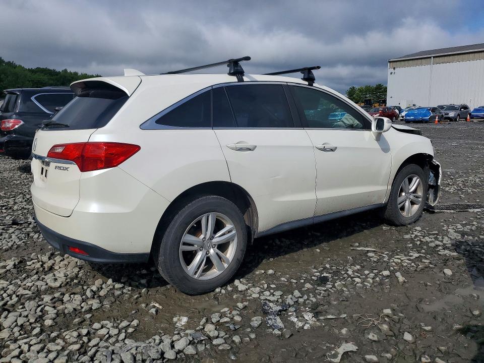 64753386 :رقم المزاد ، 5J8TB3H51FL016192 vin ، 2015 Acura Rdx مزاد بيع