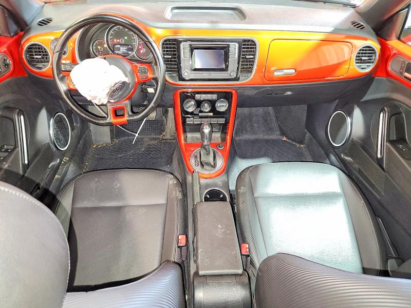 63733106 :رقم المزاد ، 3VW5DAAT5KM501830 vin ، 2019 Volkswagen Beetle مزاد بيع