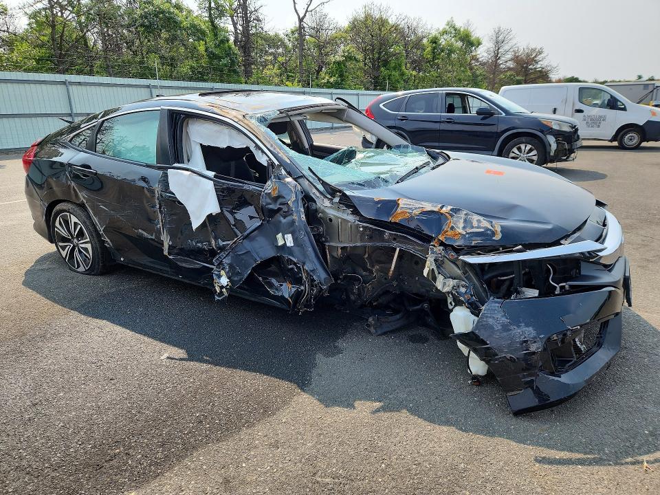 64052806 :رقم المزاد ، 19XFC1F32GE223781 vin ، 2016 Honda Civic مزاد بيع