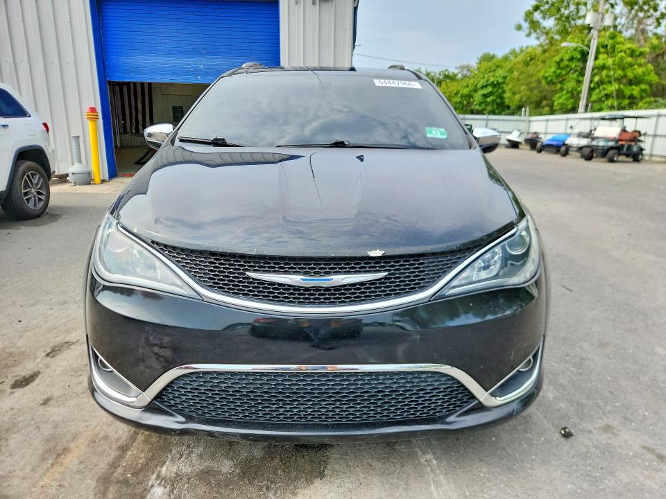 64447966 :رقم المزاد ، 2C4RC1GG0JR273986 vin ، 2018 Chrysler Pacifica مزاد بيع