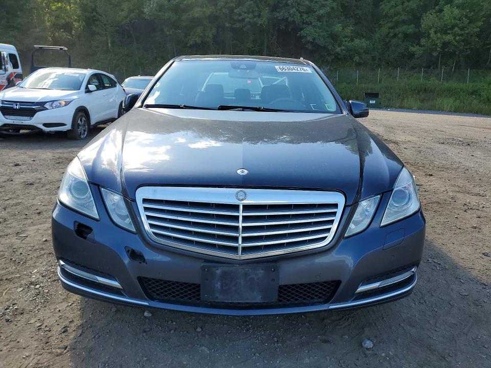 66304276 :رقم المزاد ، WDDHF8HB2BA265477 vin ، 2011 Mercedes-benz E مزاد بيع