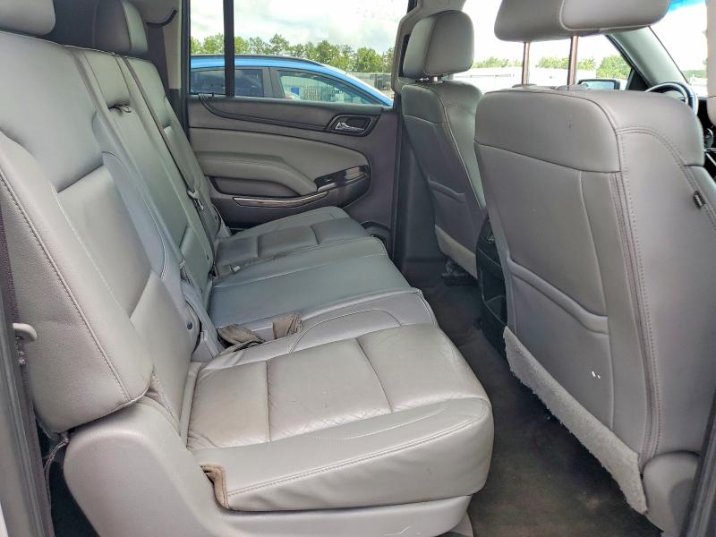 64292236 :رقم المزاد ، 1GNSCHKC8HR220636 vin ، 2017 Chevrolet Suburban مزاد بيع