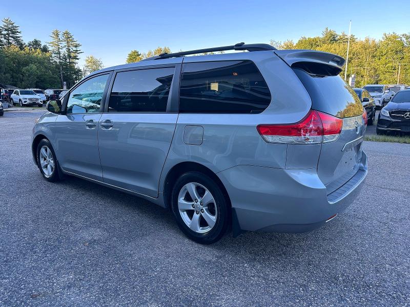 Продажа на аукционе авто 2014 Toyota Sienna, vin: 5TDKK3DCXES478665, номер лота: 64298486
