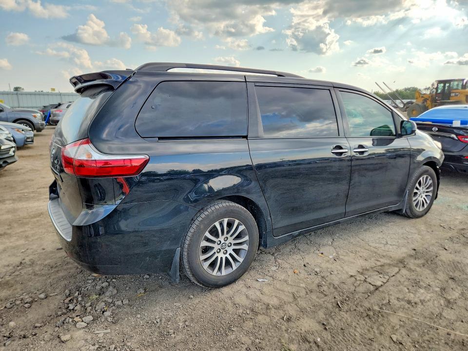 Продаж на аукціоні авто 2018 Toyota Sienna, vin: 5TDYZ3DC7JS959098, номер лоту: 66801166