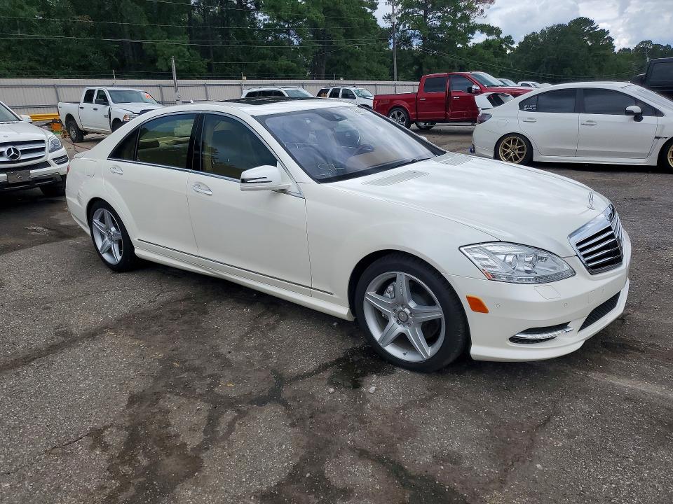 2010 Mercedes-benz S მანქანა იყიდება აუქციონზე, vin: WDDNG7BB2AA328711, აუქციონის ნომერი: 63370846