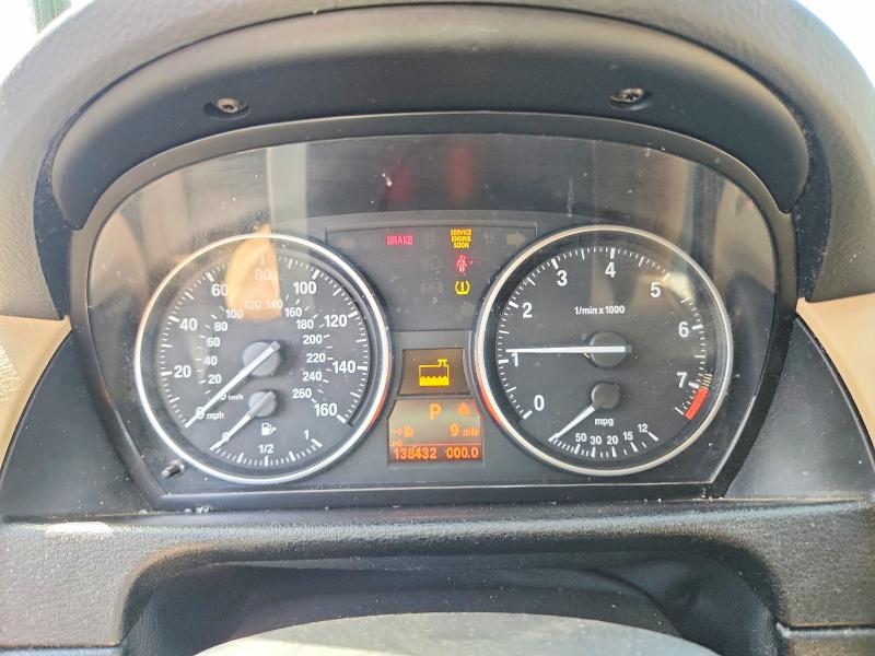 64513116 :رقم المزاد ، WBAVM1C5XFV315243 vin ، 2015 Bmw X1 مزاد بيع