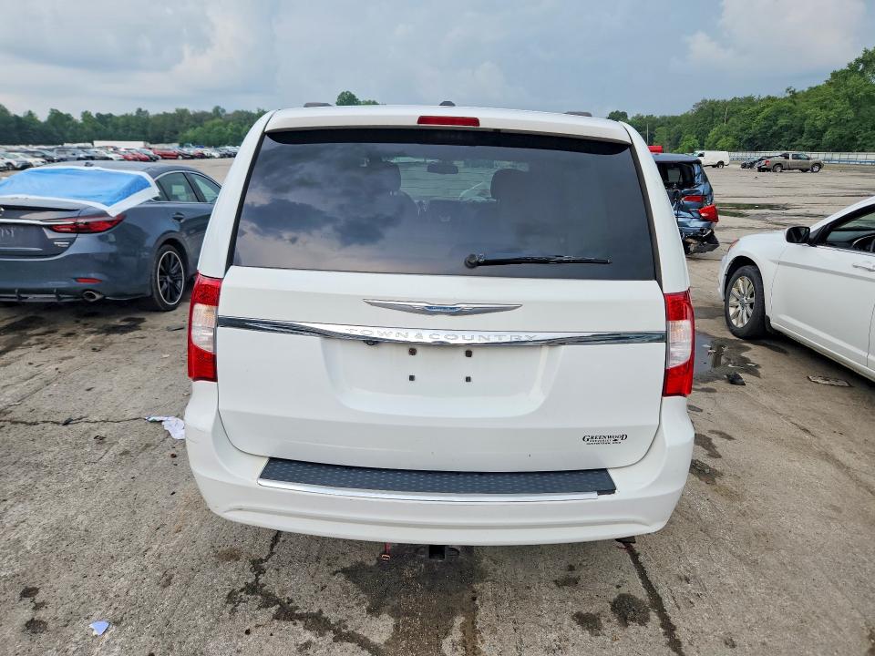 64475856 :رقم المزاد ، 2C4RC1BG7FR617814 vin ، 2015 Chrysler Town & Country مزاد بيع
