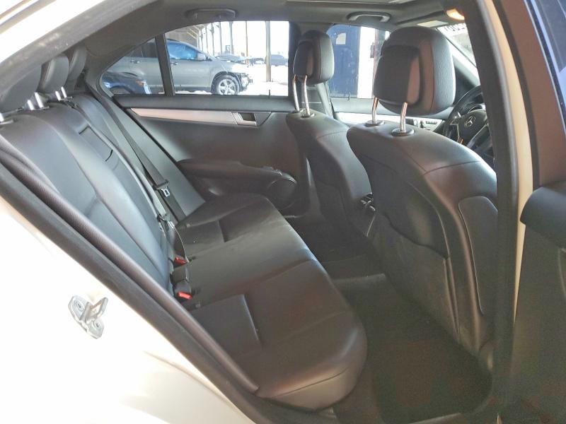 2012 Mercedes-benz C მანქანა იყიდება აუქციონზე, vin: WDDGF4HB4CR203540, აუქციონის ნომერი: 67036256