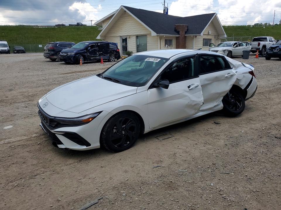 65717836 :رقم المزاد ، KMHLM4DG6TU147870 vin ، 2026 Hyundai Elantra مزاد بيع
