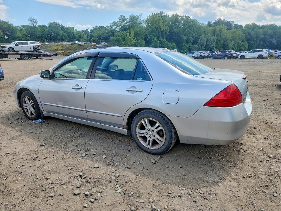 2006 Honda Accord მანქანა იყიდება აუქციონზე, vin: 1HGCM568X6A107136, აუქციონის ნომერი: 64729586