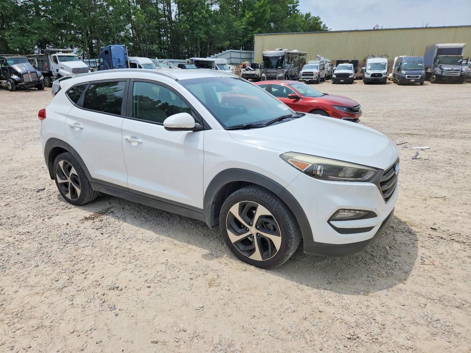 Продажа на аукционе авто 2016 Hyundai Tucson, vin: KM8J33A29GU181210, номер лота: 63747206