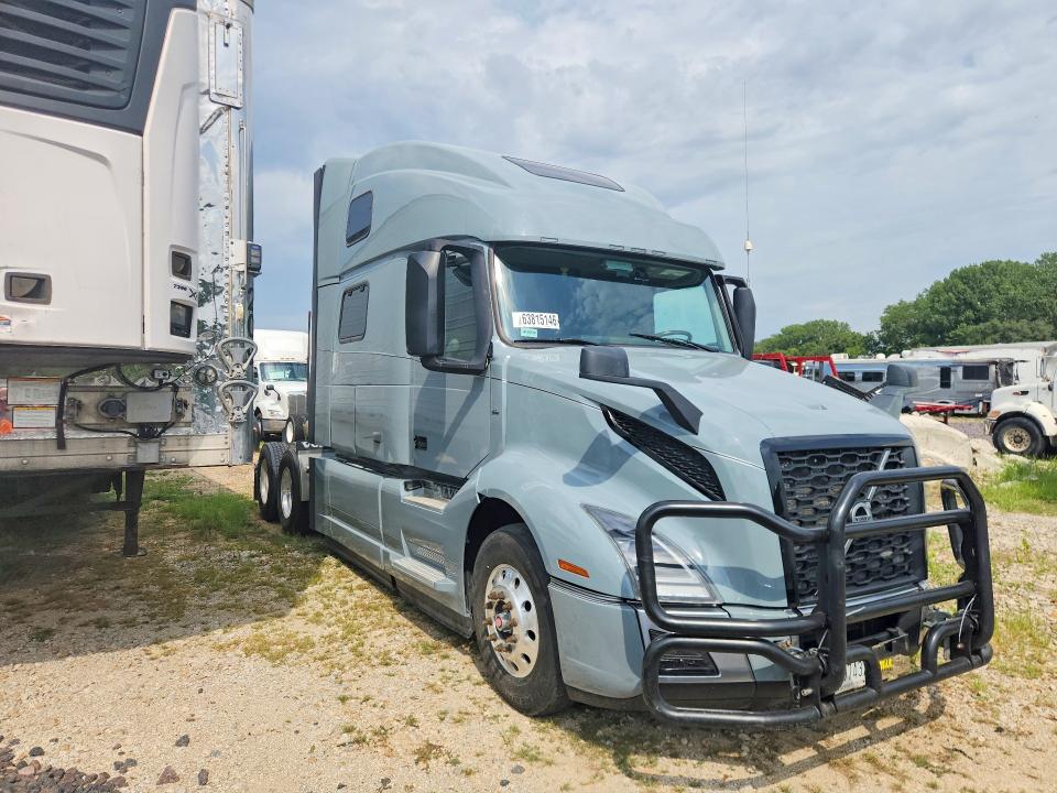 Продаж на аукціоні авто 2024 Volvo Vn, vin: 4V4NC9EH7RN641943, номер лоту: 63815146