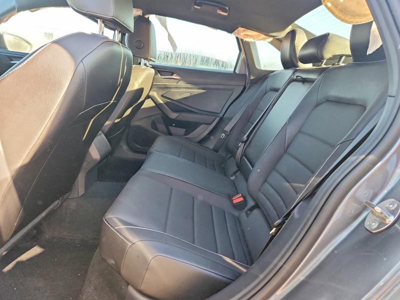 65659416 :رقم المزاد ، 3VWSM7BU3NM025689 vin ، 2022 Volkswagen Jetta مزاد بيع