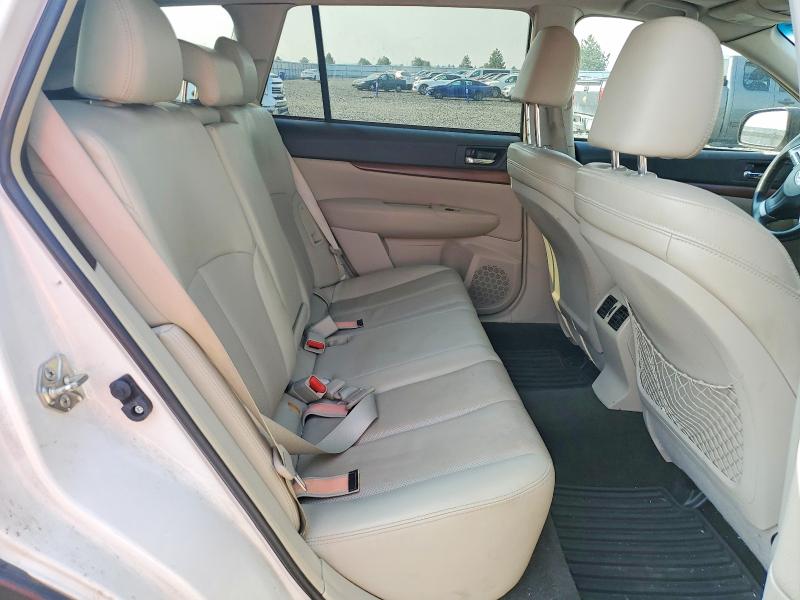 63564806 :رقم المزاد ، 4S4BRBLC3E3283429 vin ، 2014 Subaru Outback مزاد بيع