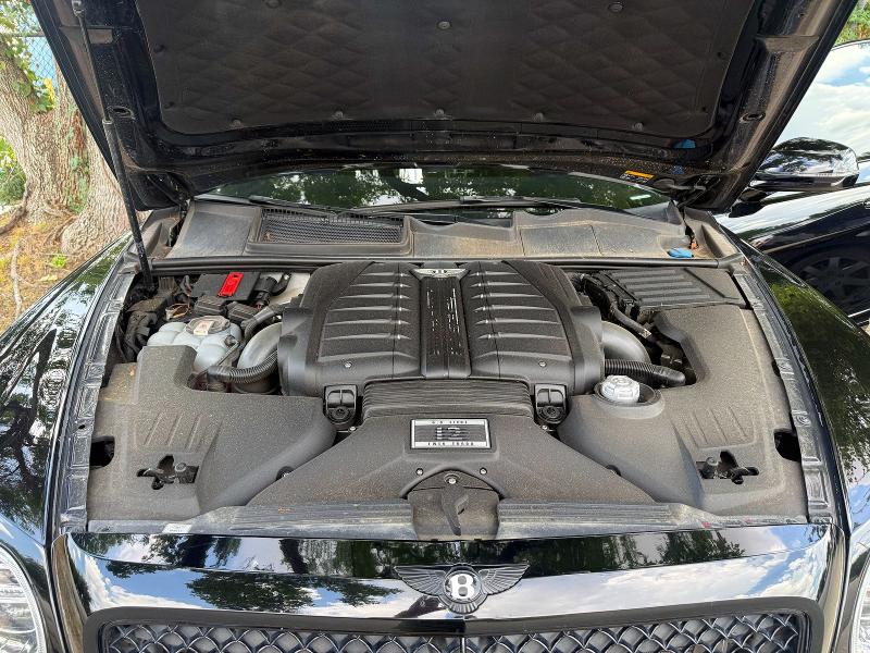 67519416 :رقم المزاد ، SJAAC2ZV8HC014584 vin ، 2017 Bentley Bentayga مزاد بيع