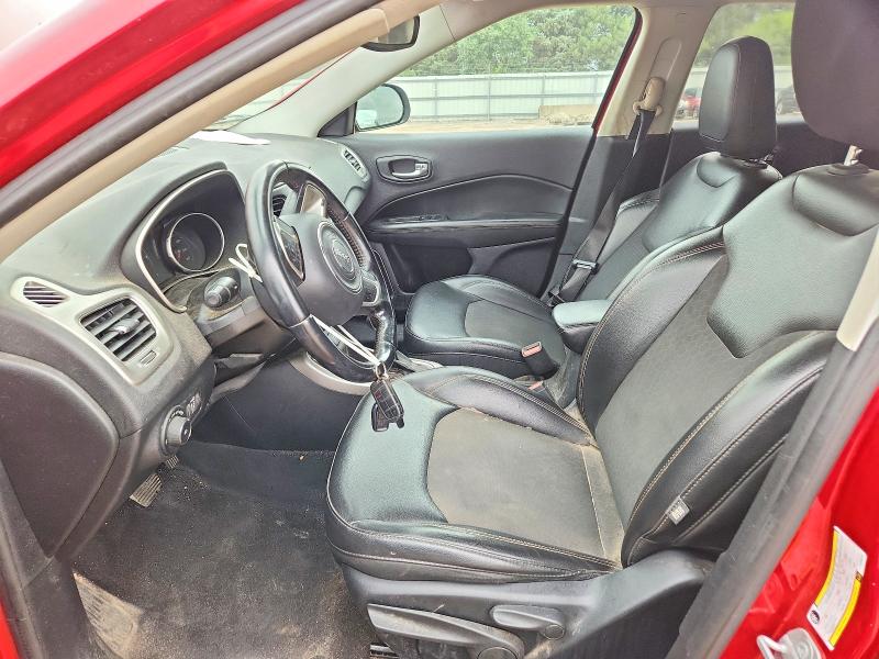 63899056 :رقم المزاد ، 3C4NJCBB1JT293432 vin ، 2018 Jeep Compass مزاد بيع