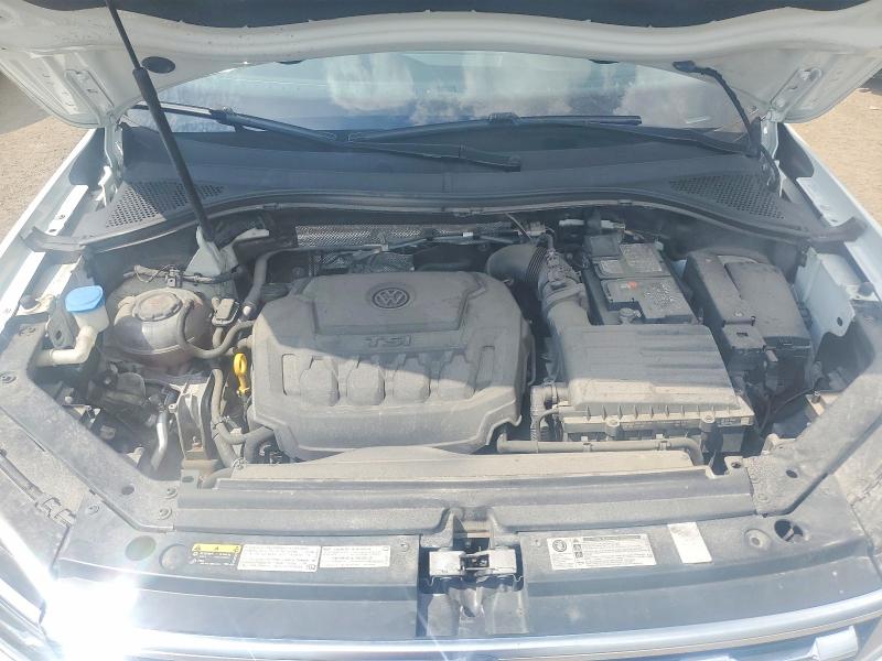 64157416 :رقم المزاد ، 3VV4B7AXXLM106197 vin ، 2020 Volkswagen Tiguan مزاد بيع