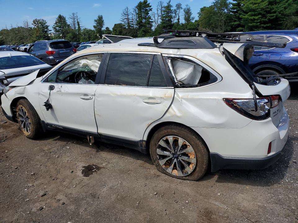 63148376 :رقم المزاد ، 4S4BSANC3F3256132 vin ، 2015 Subaru Outback مزاد بيع