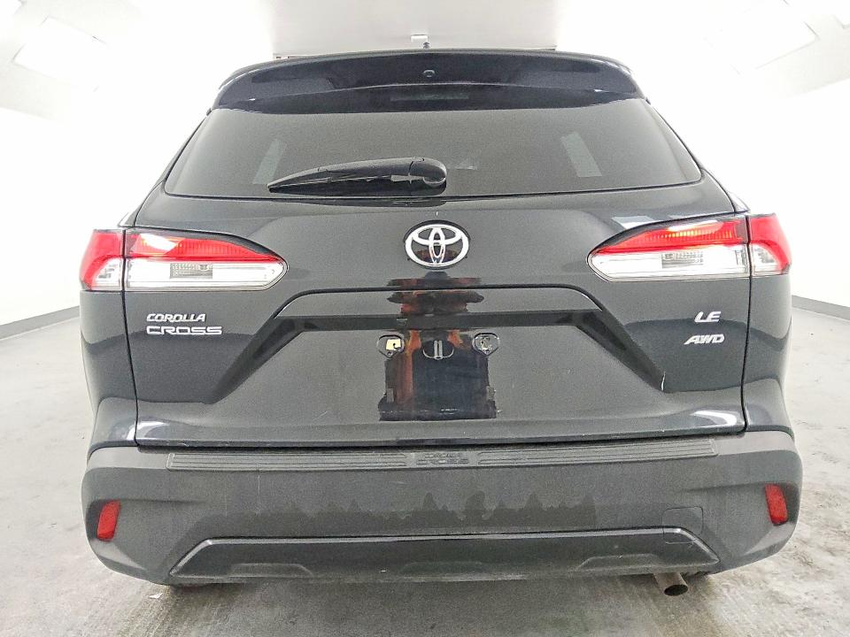 61547196 :رقم المزاد ، 7MUBAABG3PV063337 vin ، 2023 Toyota Corolla Cross مزاد بيع