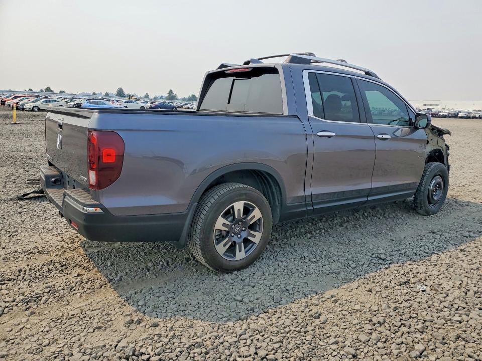 64422476 :رقم المزاد ، 5FPYK3F7XHB008341 vin ، 2017 Honda Ridgeline مزاد بيع