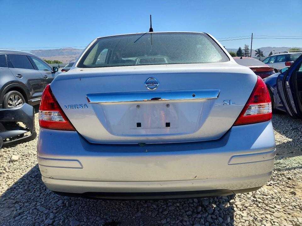 2010 Nissan Versa მანქანა იყიდება აუქციონზე, vin: 3N1BC1AP7AL360827, აუქციონის ნომერი: 63395136