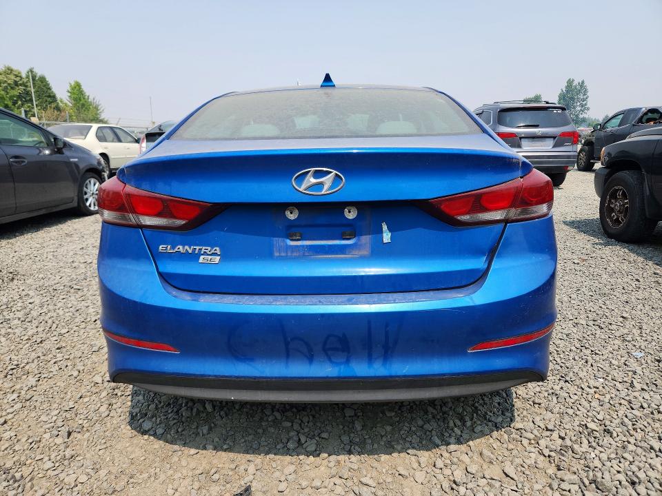 64239336 :رقم المزاد ، KMHD74LF6HU085835 vin ، 2017 Hyundai Elantra مزاد بيع
