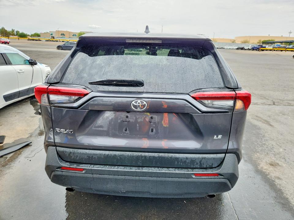 Продаж на аукціоні авто 2022 Toyota Rav4, vin: 2T3H1RFV1NW190191, номер лоту: 64515646