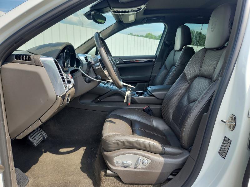 64038336 :رقم المزاد ، WP1AE2A2XHLA68929 vin ، 2017 Porsche Cayenne مزاد بيع