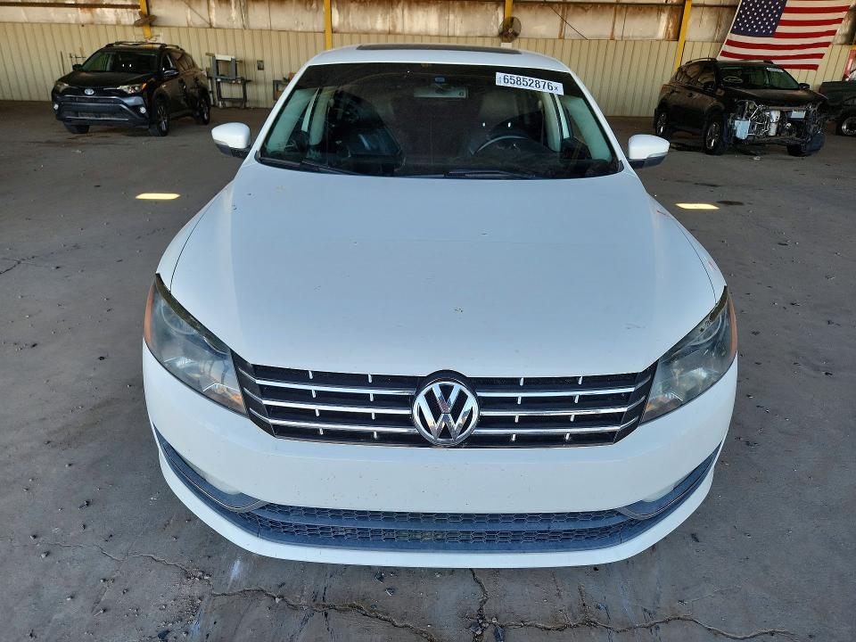 65852876 :رقم المزاد ، 1VWCN7A31DC148109 vin ، 2013 Volkswagen Passat مزاد بيع