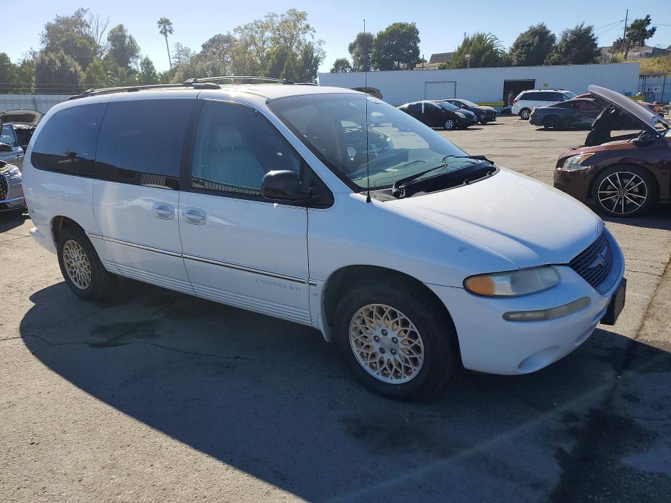 Aukcja sprzedaży 1998 Chrysler Town & Country, vin: 1C4GP64L9WB630467, numer aukcji: 64286776