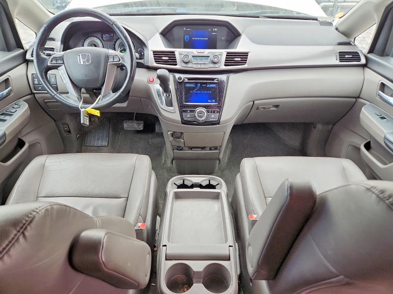 64084446 :رقم المزاد ، 5FNRL5H61FB024113 vin ، 2015 Honda Odyssey مزاد بيع