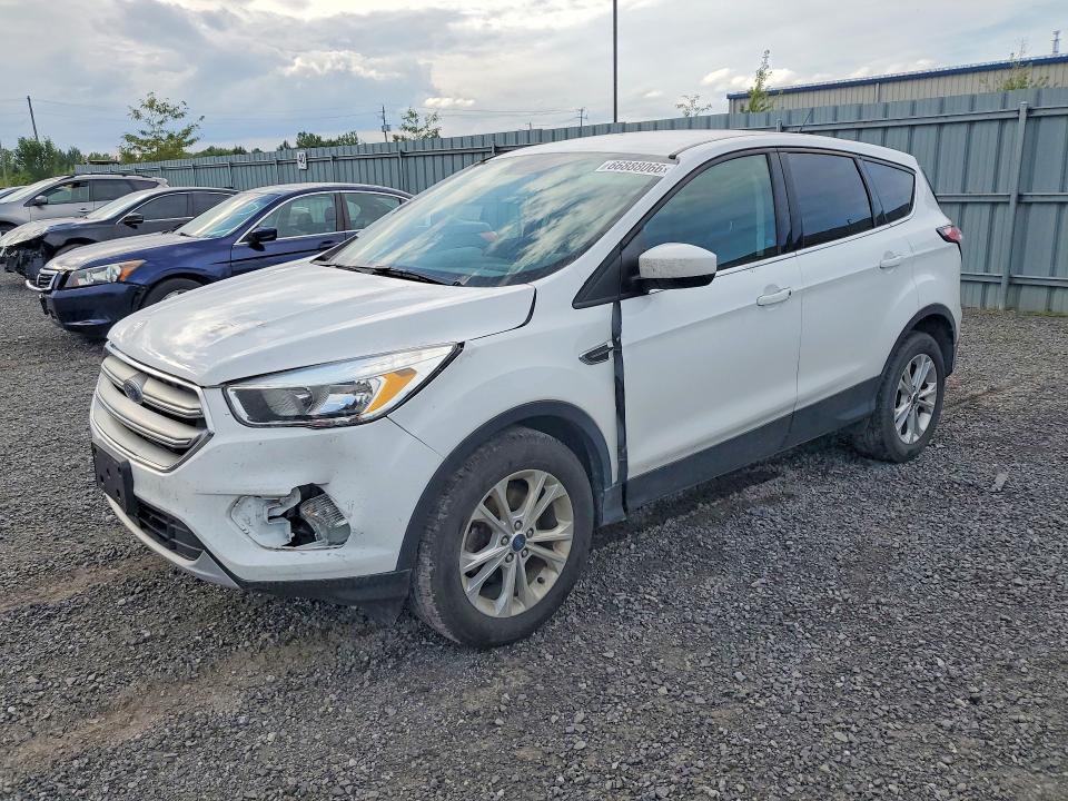 2017 Ford Escape მანქანა იყიდება აუქციონზე, vin: 1FMCU0GD6HUD88944, აუქციონის ნომერი: 66888066