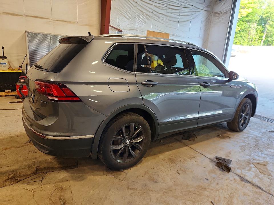 2022 Volkswagen Tiguan მანქანა იყიდება აუქციონზე, vin: 3VV2B7AX4NM005201, აუქციონის ნომერი: 64109886