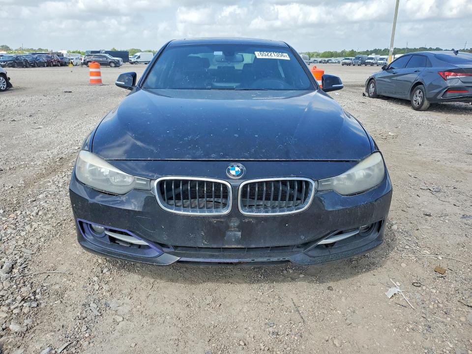 65221356 :رقم المزاد ، WBA3A5C53DF356926 vin ، 2013 Bmw 328 مزاد بيع