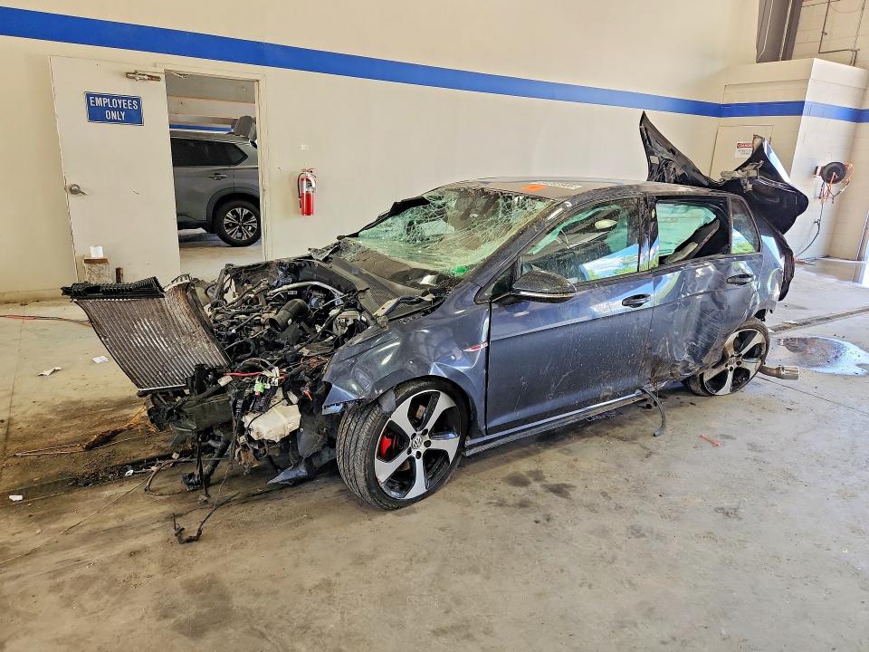 Продажа на аукционе авто 2018 Volkswagen Gti, vin: 3VW447AU6JM263895, номер лота: 64283906