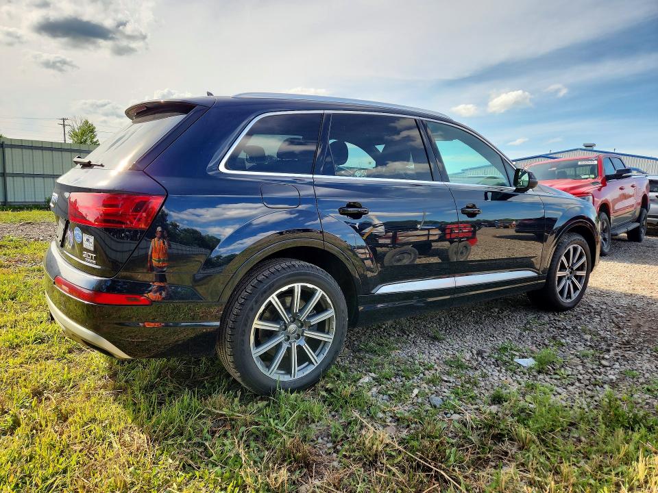 2017 Audi Q7 მანქანა იყიდება აუქციონზე, vin: WA1VABF79HD025965, აუქციონის ნომერი: 64988566