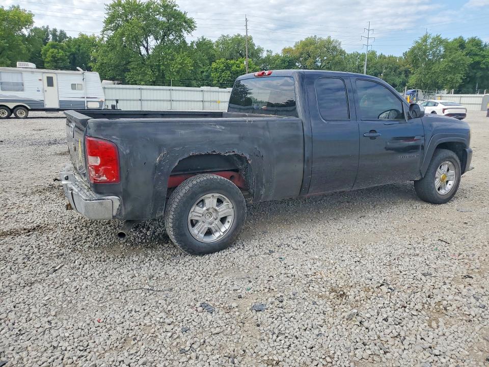 Продажа на аукционе авто 2011 Chevrolet Silverado, vin: 1GCRKSE3XBZ224049, номер лота: 63684786