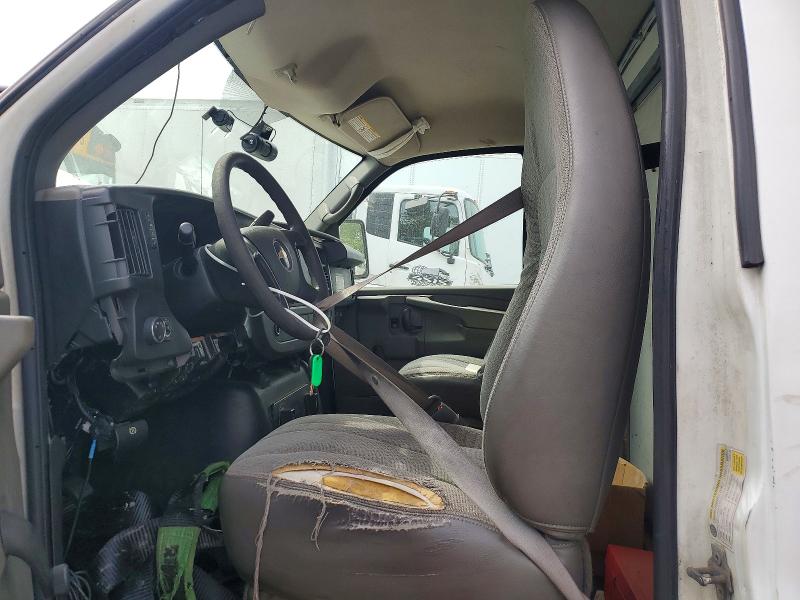 64288626 :رقم المزاد ، 1GB3G2BG3A1161392 vin ، 2010 Chevrolet Express G3500 مزاد بيع