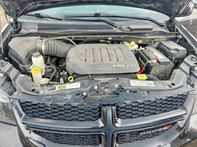 64042776 :رقم المزاد ، 2C4RDGEG3JR200520 vin ، 2018 Dodge Grand Caravan مزاد بيع