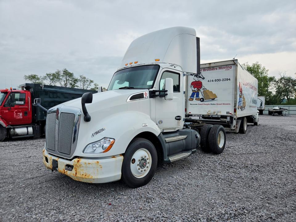 Продажа на аукционе авто 2016 Kenworth T680, vin: 1XKYA48X9GJ496336, номер лота: 61966206